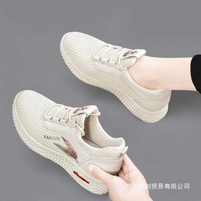 Sneakers Spring and Autumn Breathable Shoes Mesh Soft Sole Non-slip Running Travel Shoes