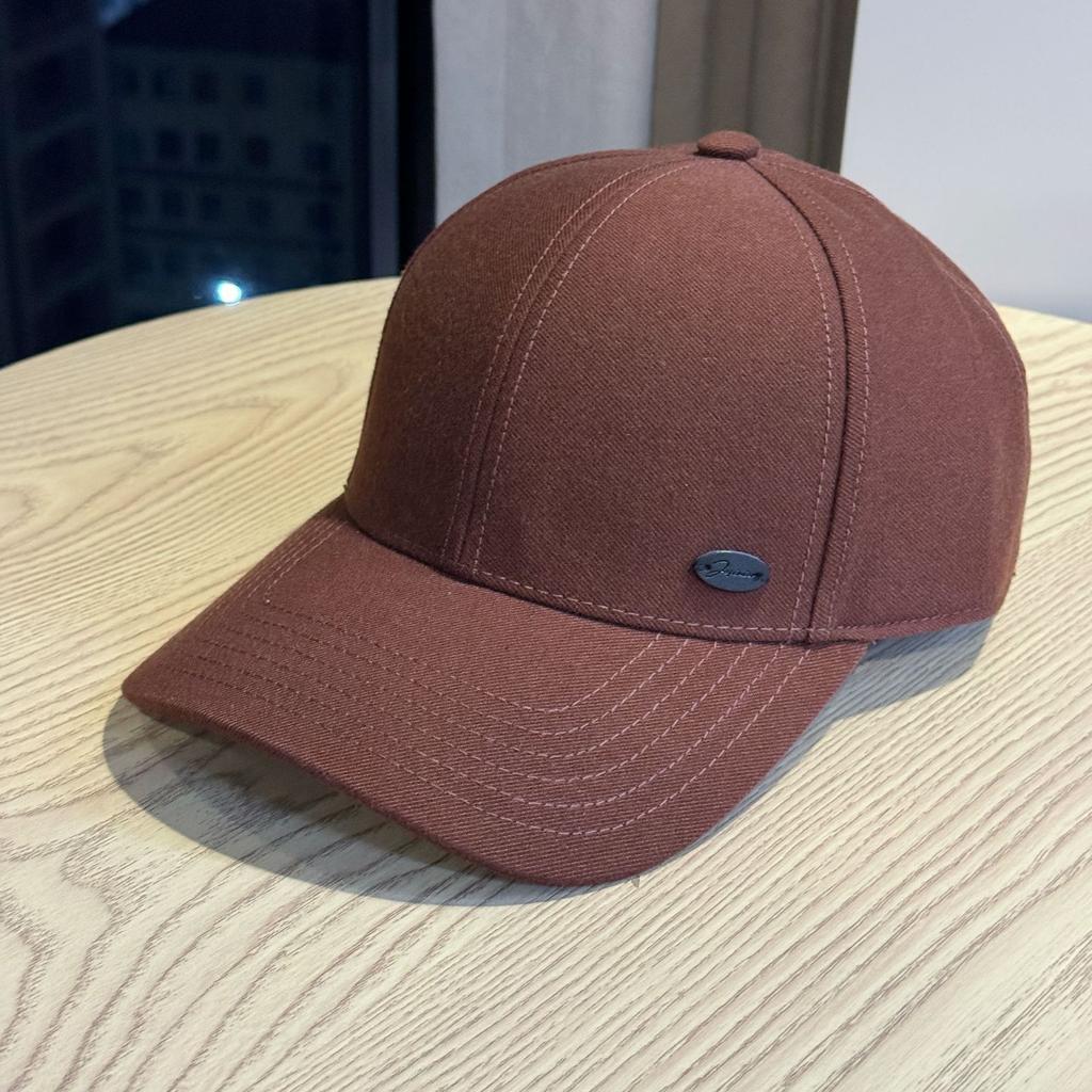 Winter Hard Top Small Baseball Cap with Face Fashion Brand Casual and Easy To Match Peaked Hat Trend