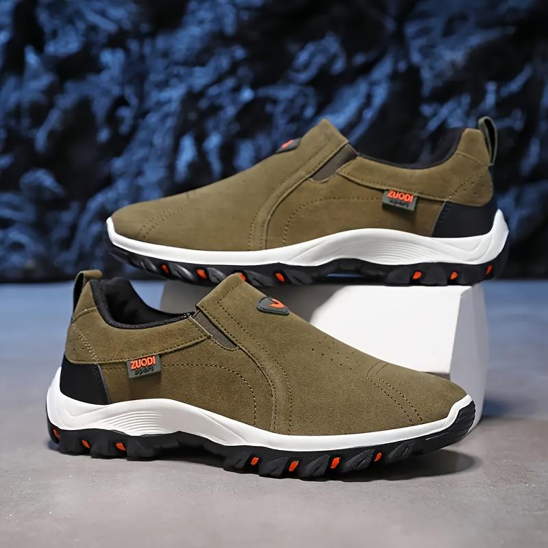 Men's Casual Sports Shoes, Fashionable and Lightweight Slip-on Men's Shoes
