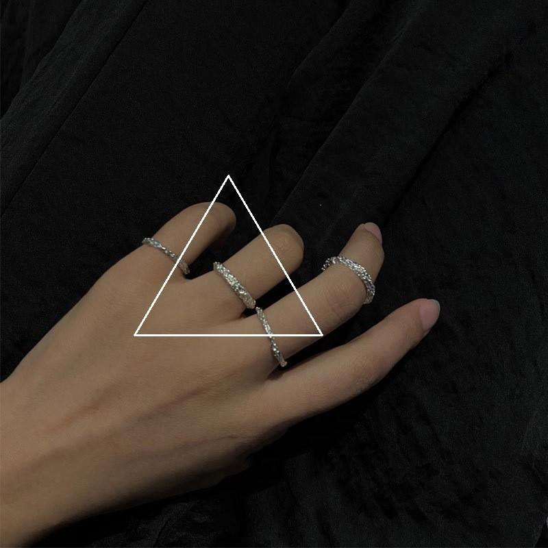 

Sterling 925 Unique Silver Textured Ring With Fresh Aesthetic For Modern Fashionistas J1117