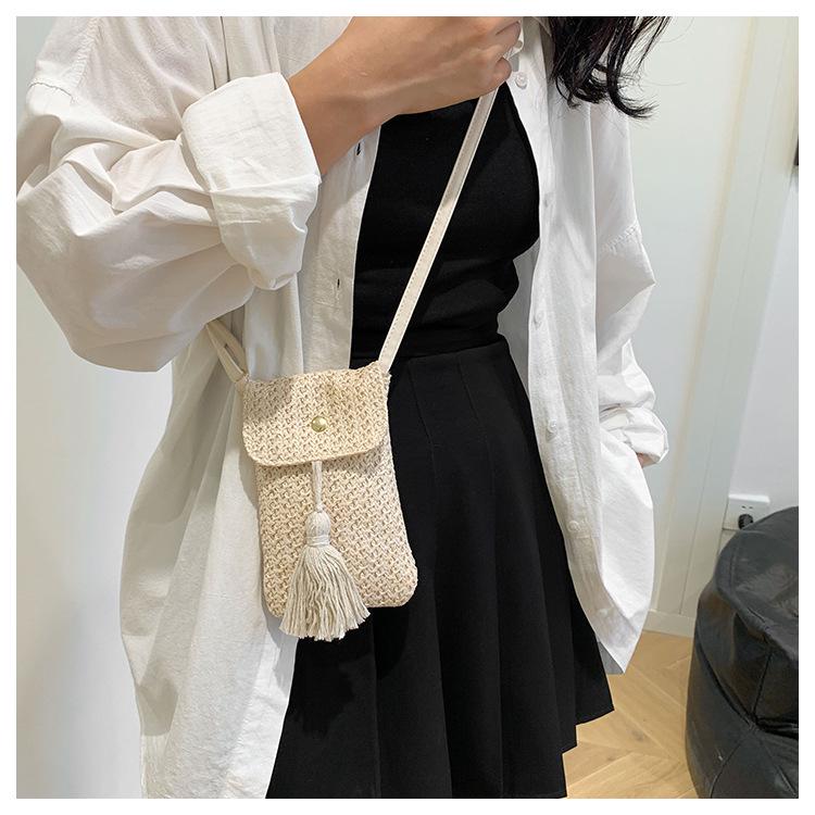 Artistic Pastoral Style Retro Straw Crossbody Bag with Key Holder and Phone Pocket - 2025 Trendy Casual Woven Design