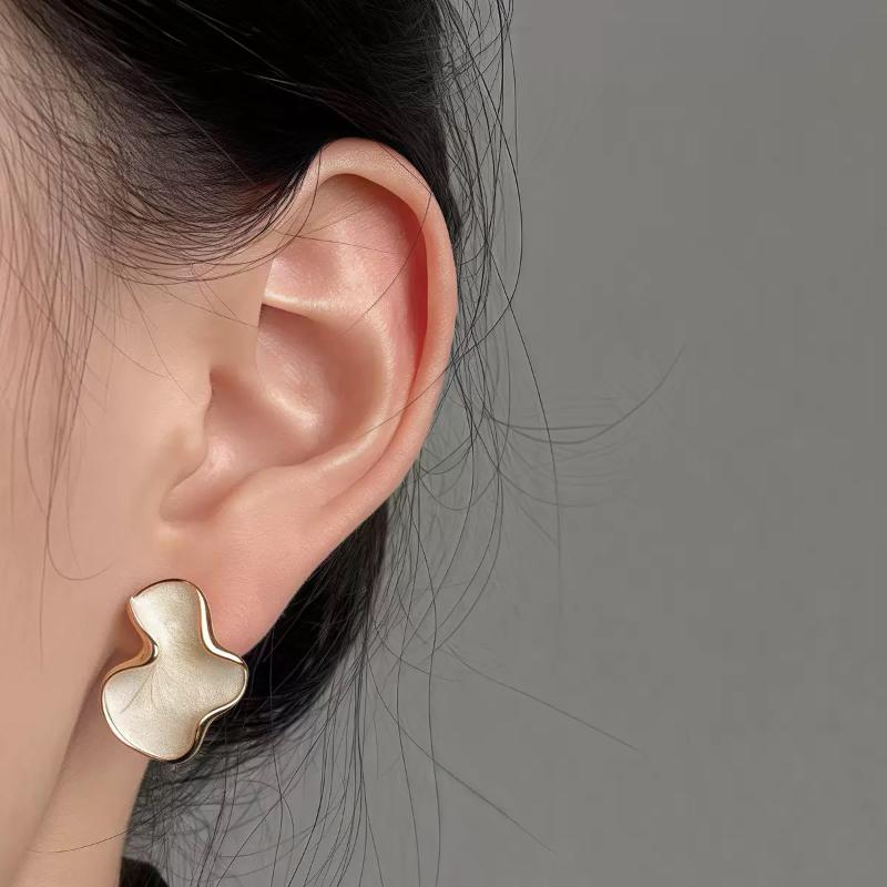 Chic Abstract Cloud White Stud Earrings for Women Trendy Casual Accessory