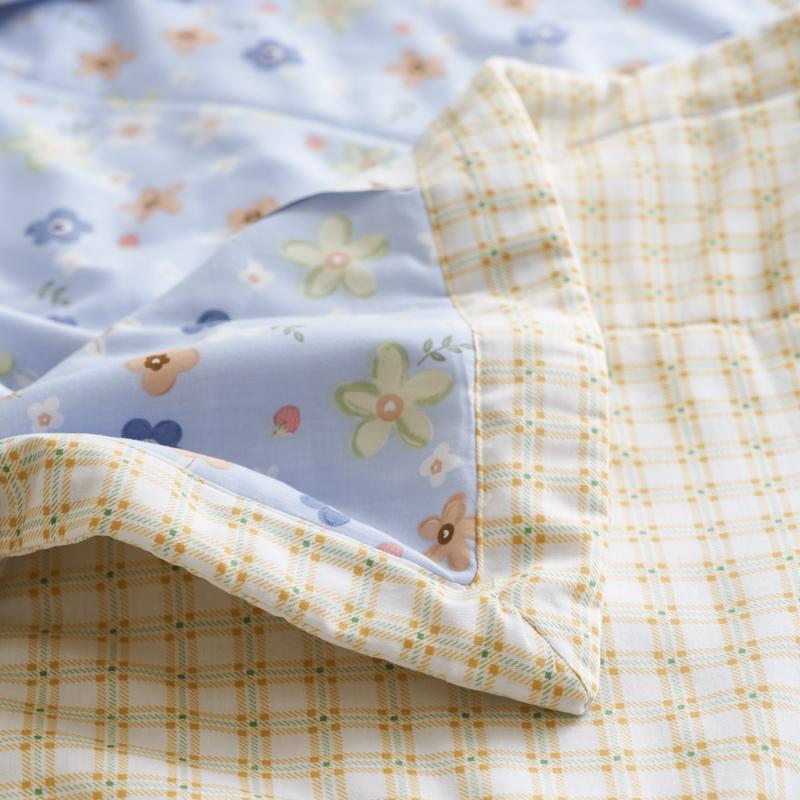 Fresh Floral Summer Quilt 100% Cotton Botanical Flower Pattern Soft Lightweight Quilted Quilt Home Travel Multifunction Blanket