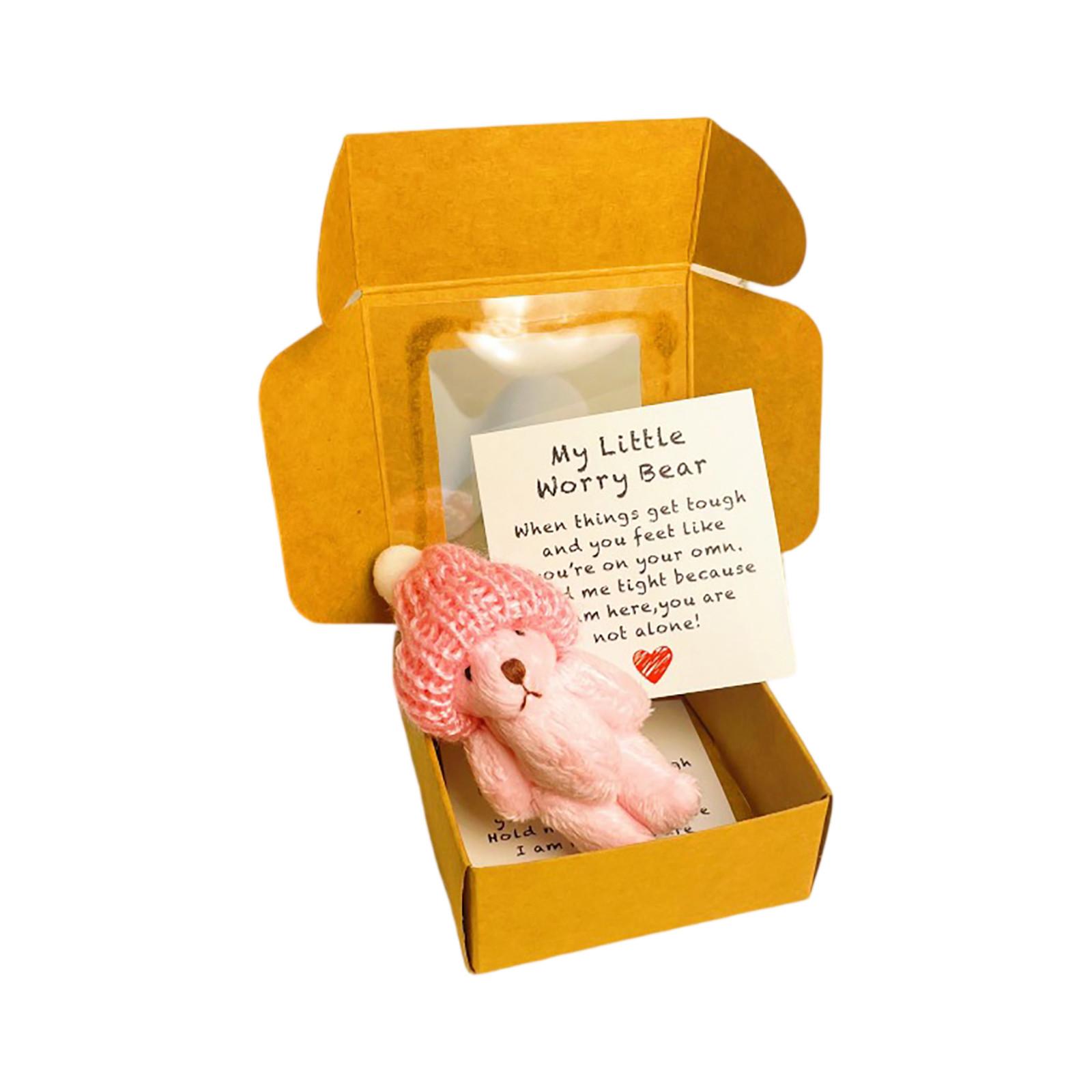 

Внутри коробки спрятан сюрприз. Пусть эта карманная подарочная коробка станет вашей личной энергетической станцией! One Size розовый