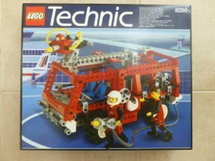 

Lego Technic Пожарная машина 8280 Игрушка-блок ()