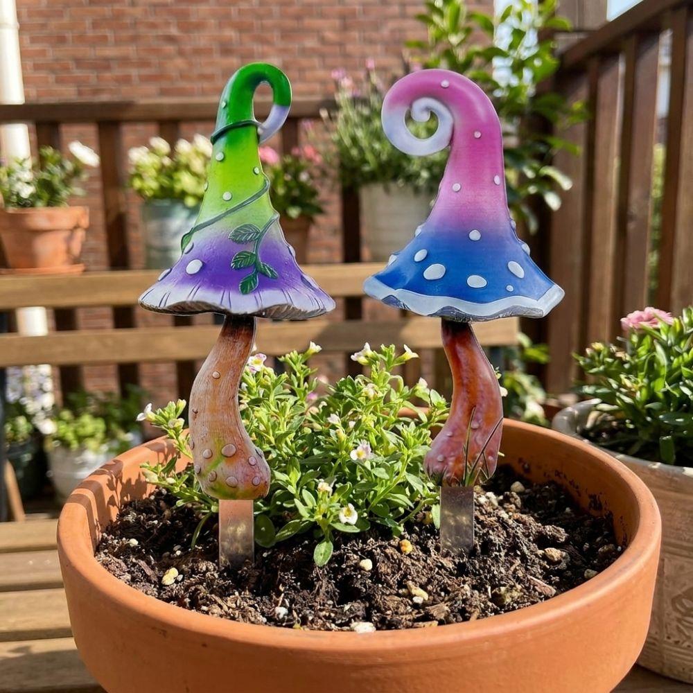 1 Pair Vintage Hand Painted Mushroom Potted Landscape Stake Outdoor Lawns