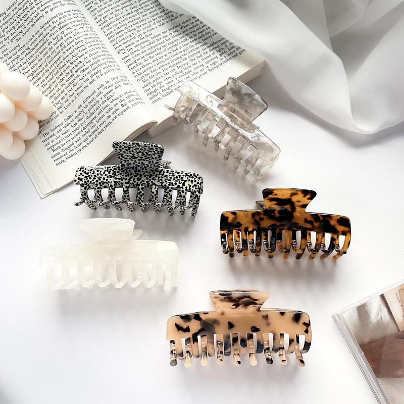 And Chic Trendy Mediumsized Acetate Hair Claw Clip For Women Sophisticated Gray Design