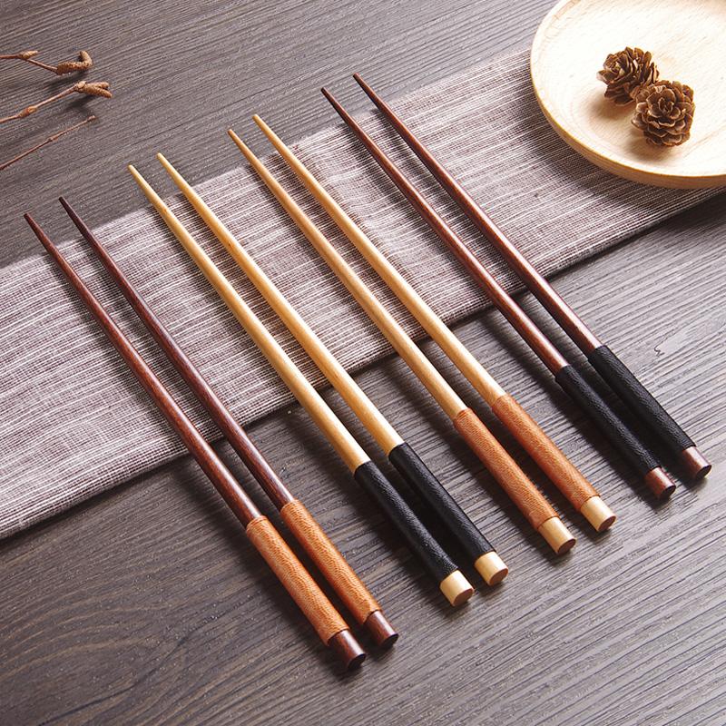 2 Pairs Reusable Chopsticks Natural Wood Chopsticks Chinese Food Chopsticks Korean Japanese Chopsticks Sushi Sticks Wooden Table