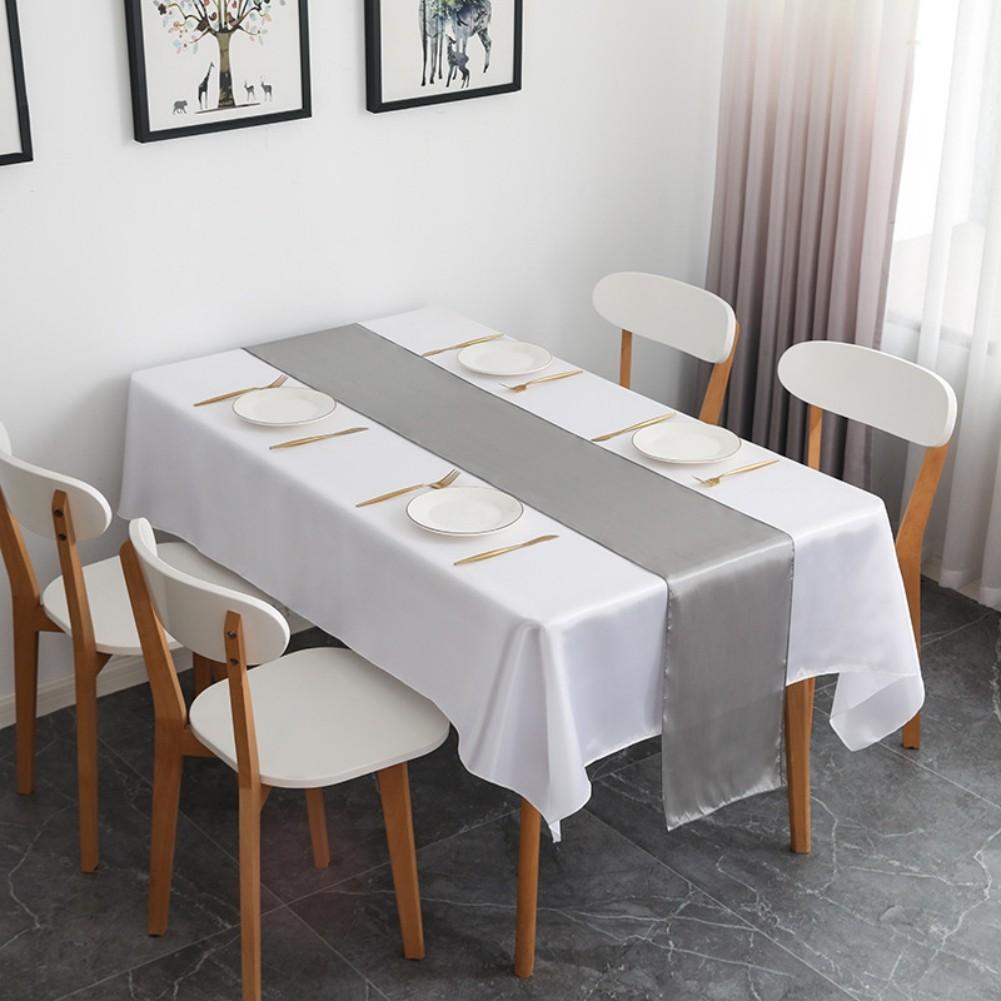 Table For Runner for Banquet Dining Table Decoration and Styling