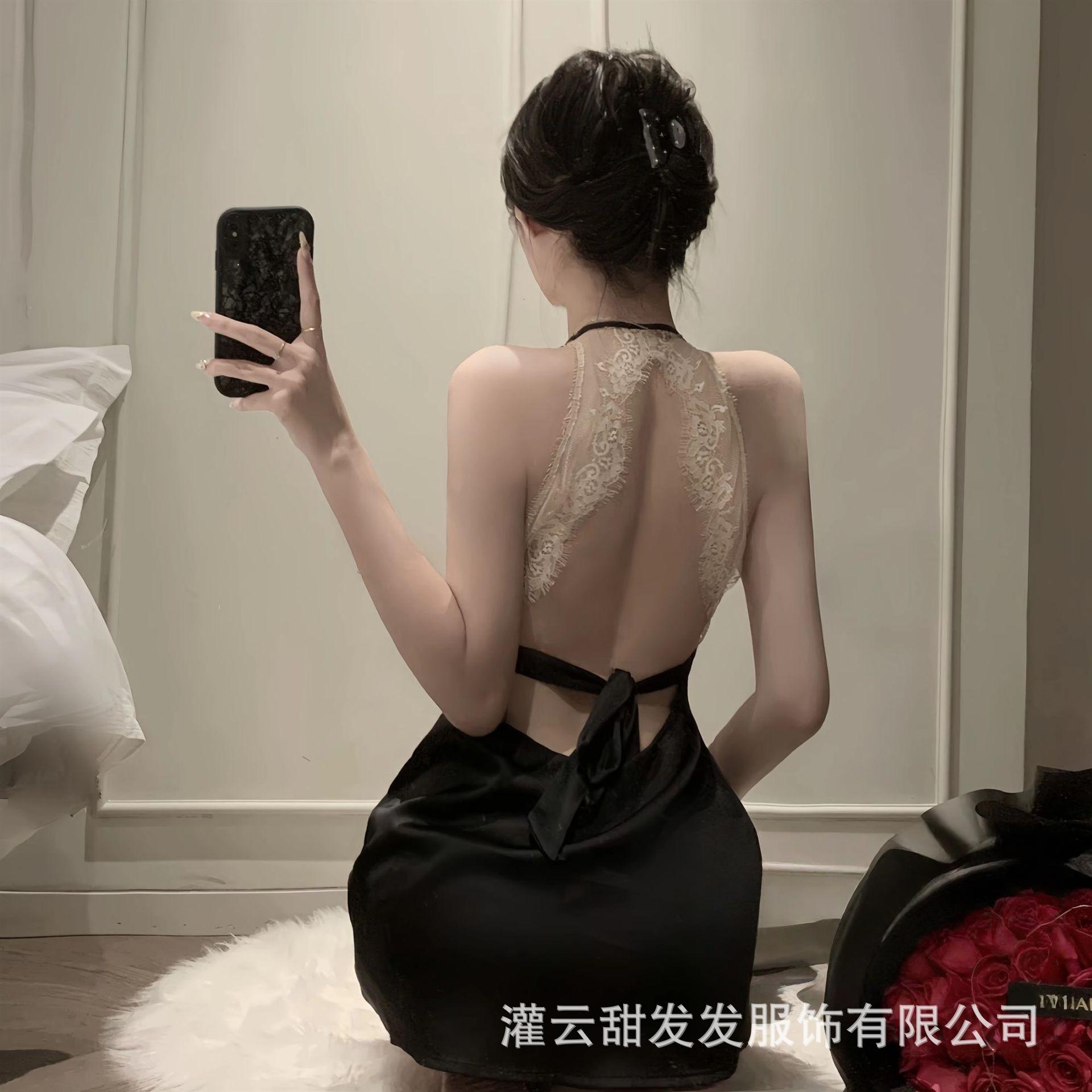 

Charming and sexy summer women s thin ice silk new high-end suspender nightdress lace hollowed out and attractive One size fits all [80-130]