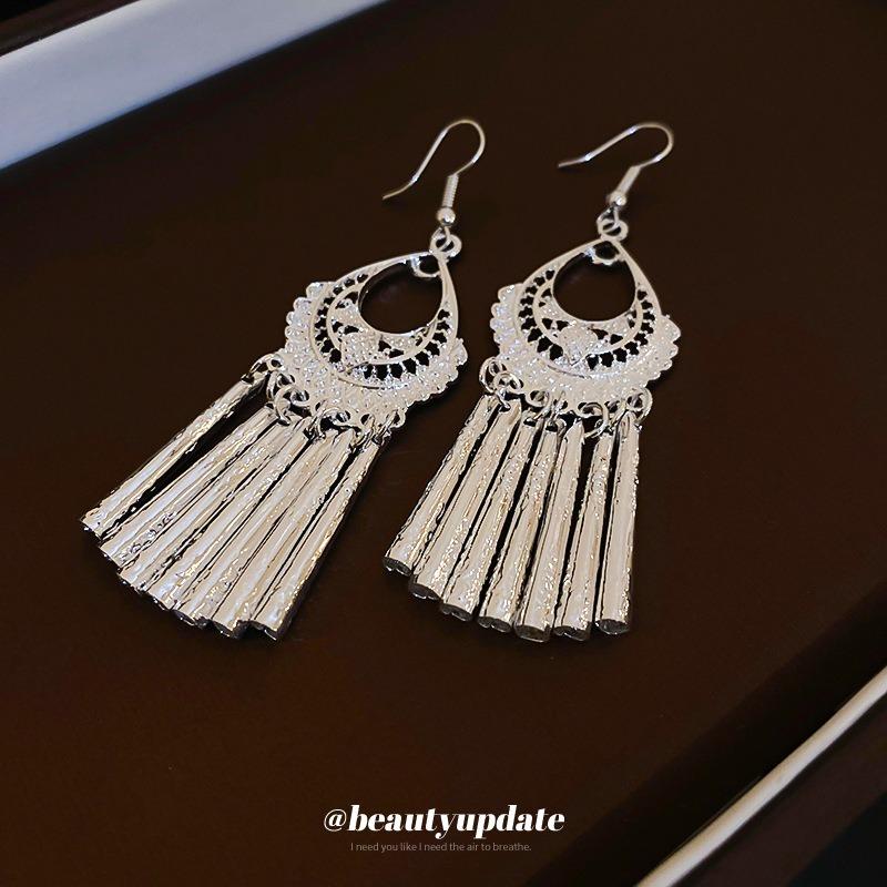 Ethnic style geometric wind chimes fringed ear hooks new Chinese retro long earrings earrings, earrings, Guochao high-end earrings women