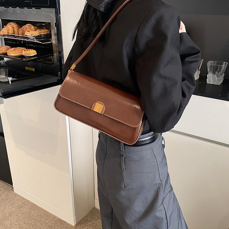 

Premium sense simple bag women s 2025 new retro versatile shoulder underarm bag fashion baguette bag чёрный