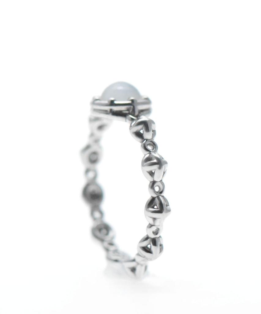 Vivus Round Gemstone White Gold Silver Moonstone Ring