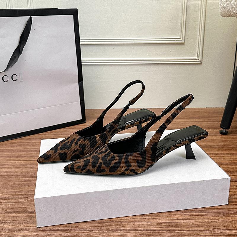 

Европа и Соединенные Штаты новые летние туфли-лодочки с острым носком и леопардовым принтом, модные универсальные сандалии на низком каблуке 39