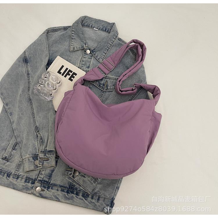 

Large-capacity commuter tote bag 2025 autumn and winter new simple versatile canvas bag female college student class bag female