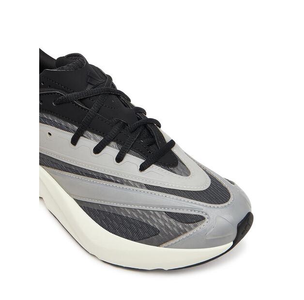 Кроссовки adidas Lightblaze