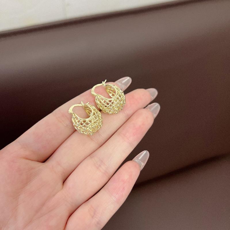 

Trendy Elegant Hollow Out Water Droplets Big Web Earring For Women Retro Fashion Earrings Jewelry Party Accessories Gifts