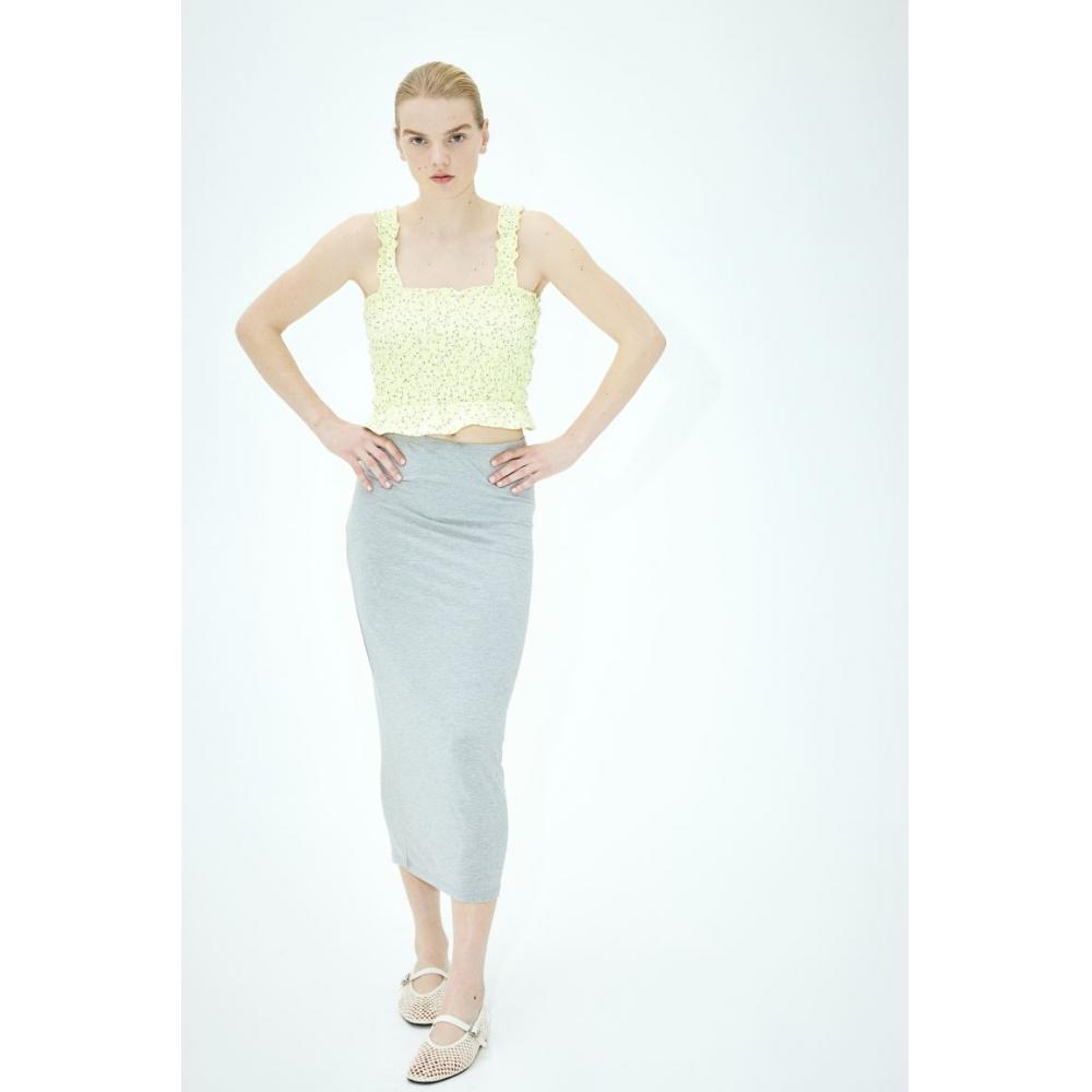 

Укороченный дымчатый топ HM Желтый с цветочным принтом