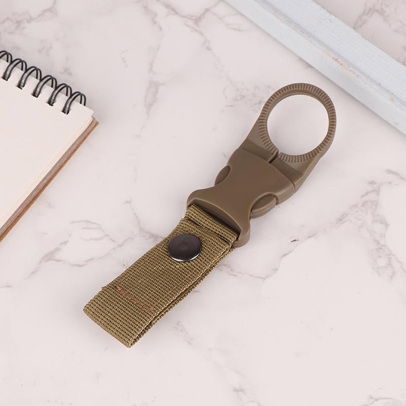 Tragbare Wasserflasche Aufhängeschnalle Mineralwasser-Clip-Schnalle Outdoor Taktisches Nylon Getränkeflaschen-Gurtband Aufhängung