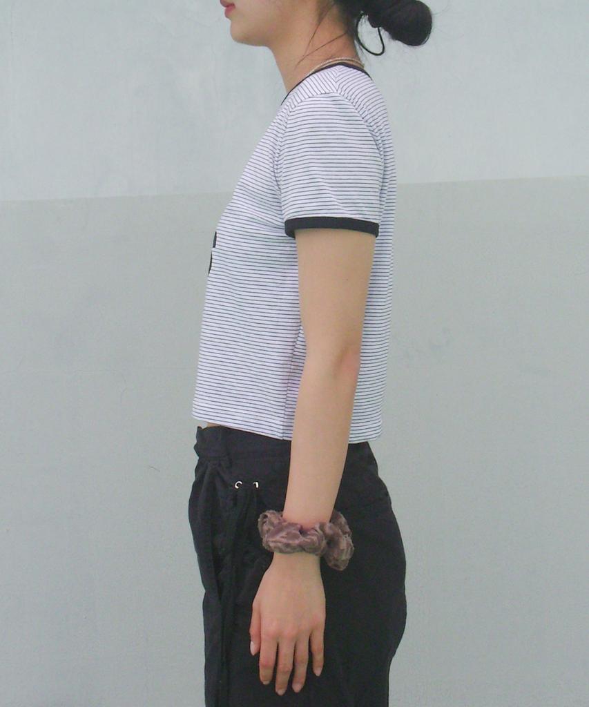 Keuluchi Ltm Stripe Crop T-Shirt (White)