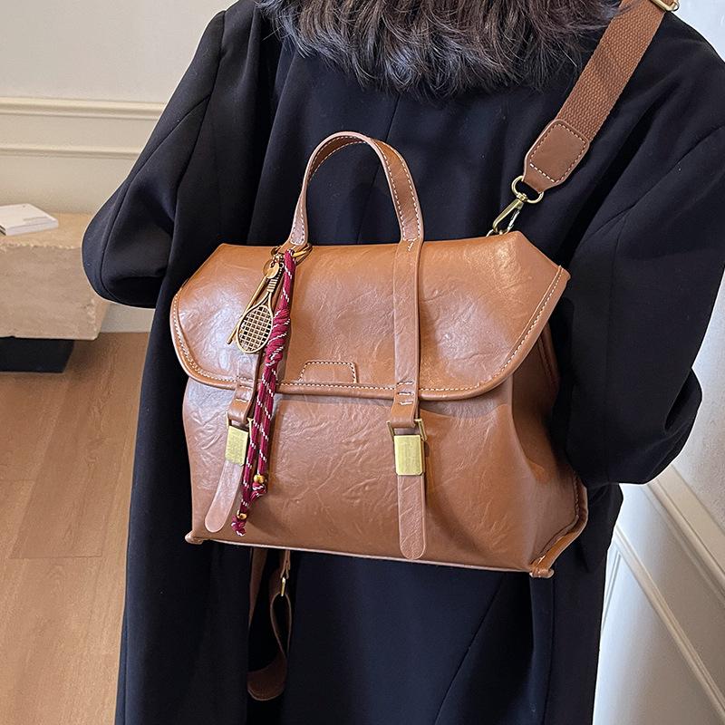 2024 Women's Retro Large-Capacity Backpack: Stylish Autumn & Winter Schoolbag, Perfect for Students & Travel.