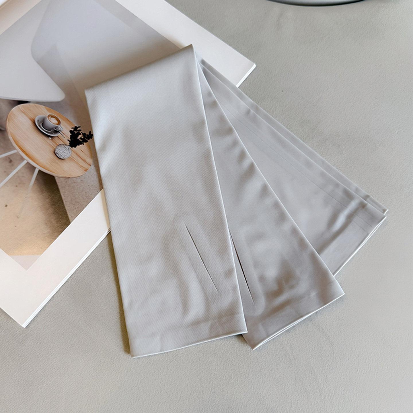 

Women s UPF50+ Ice Silk Sleeves, Seamless & Breathable for Sun Protection, Ideal for Outdoor Cycling & Driving.