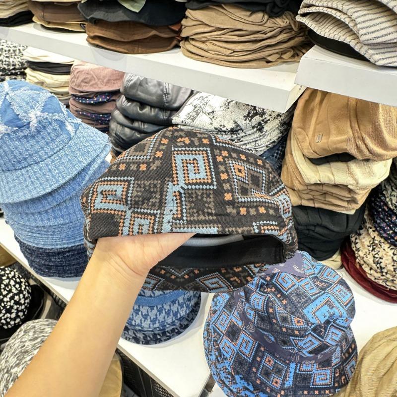 Contrasting color matching, totem cashew nut printing, slim forward hat, men's and women's spring and summer sun protection, sun hat, casual tide