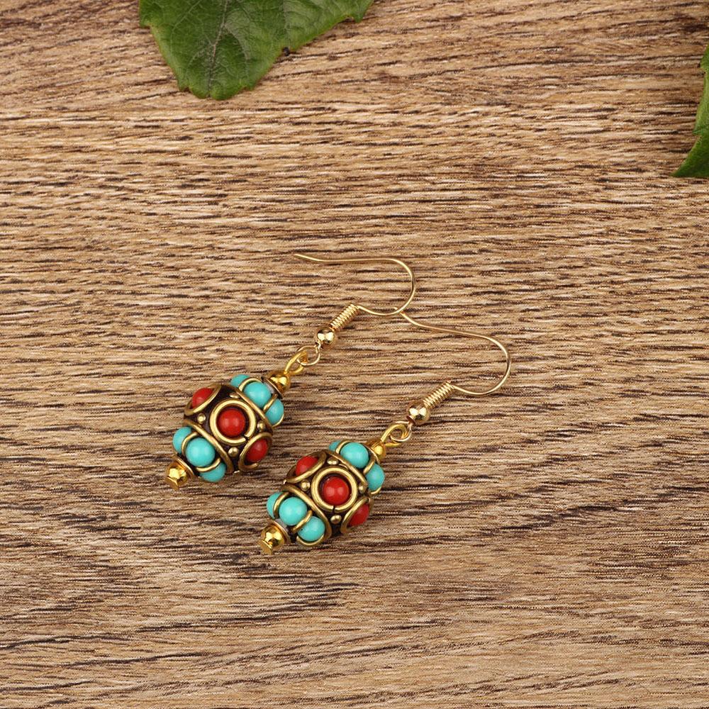 Vintage Nepal inkrustowane kolczyki w stylu egzotycznym z prostym, ręcznie robionym wzorem Etniczne kolczyki w stylu tybetańskim Biżuteria Prezent
