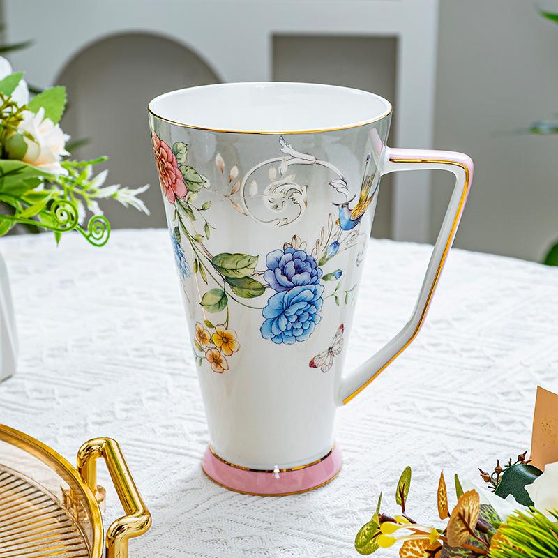 BRPeony Kwiat Ceramiczny Kubek Spodek Retro Popołudniowa Herbata Filiżanka do Kawy Zestawy Spodków Zestaw Kubków dla Pary Domowe Kreatywne Naczynia do Picia Kubki Domowy PrezentEY