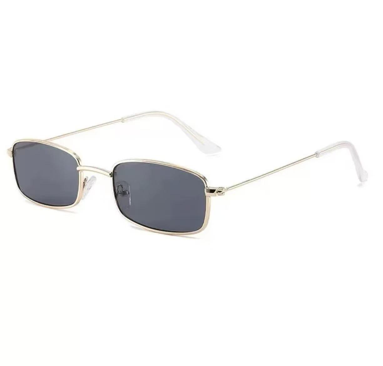 Korean Style Metal Square Frame Sunglasses - Trendy Retro Glasses for Men & Women
