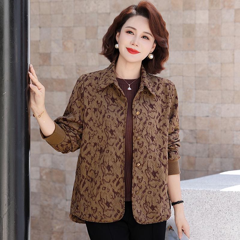 2026 Spring Floral Lapel Jacket: Stylish & Loose Mother's Wear - Plus Size Casual Top