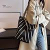 Women Shoulder Bag Wave Braided Texture Contrast Color Large Capacity Open Design Lightweight Portable Handbag for Daily Travel Commuting