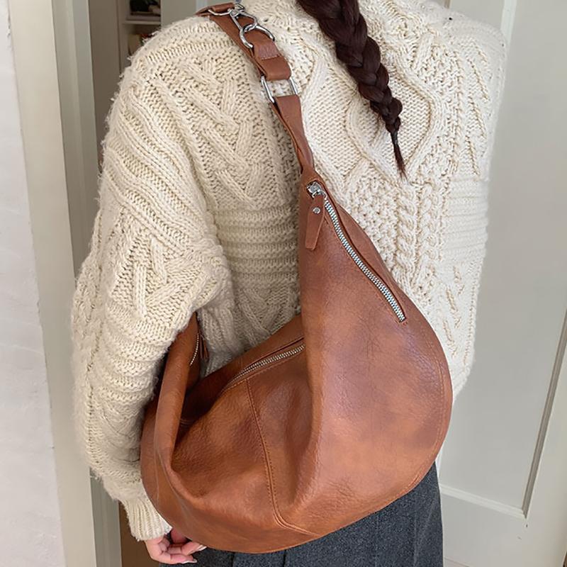 Schoolbag Women's Coffee Korean Soft Leather Shoulder Bag Large Capacity Casual Travel Crossbody Bag 2026 New Solid Color Pu Handbags