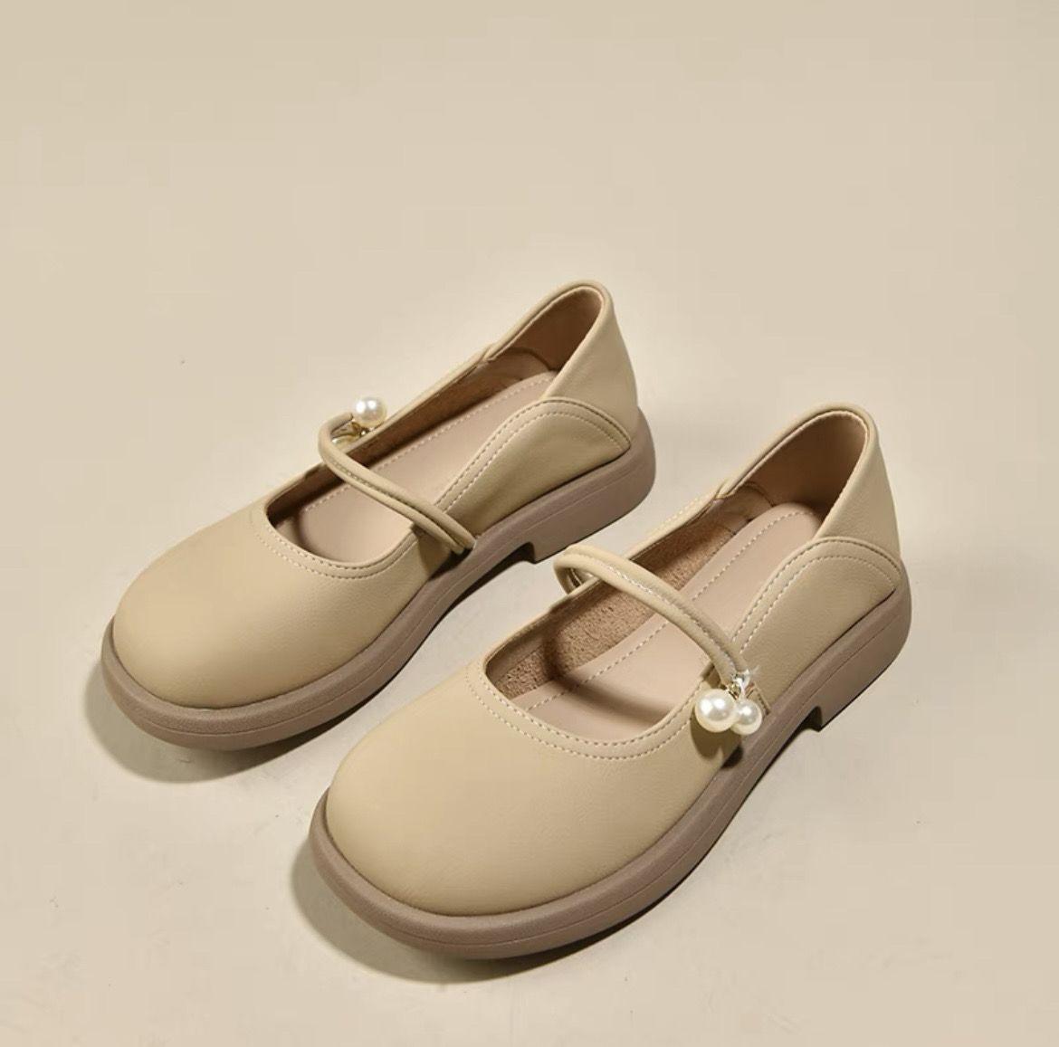 

2024 Дівчачі балетки Круглий носок Ретро Туфлі Мері Джейн Лофери Жіночі Перлова стрічка Повсякденне взуття Осіння мода Жіночі одинарні туфлі 40 хакі