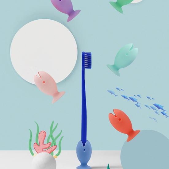 2 Piezas Soporte para Cepillo de Dientes Forma de Pez con Ventosa Fuerte Soporte para Cepillo de Dientes Silicona Suave Drenaje Rápido Organizador de Baño