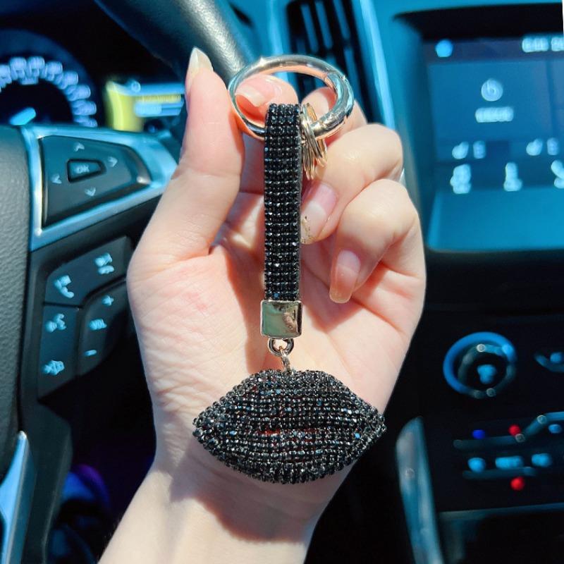 Voll-Diamant-Lippen-Auto-Schlüsselanhänger Personalisierter Handgemachter Roter Lippen-Schlüsselanhänger Exquisites Mode-Taschenanhänger für Damen