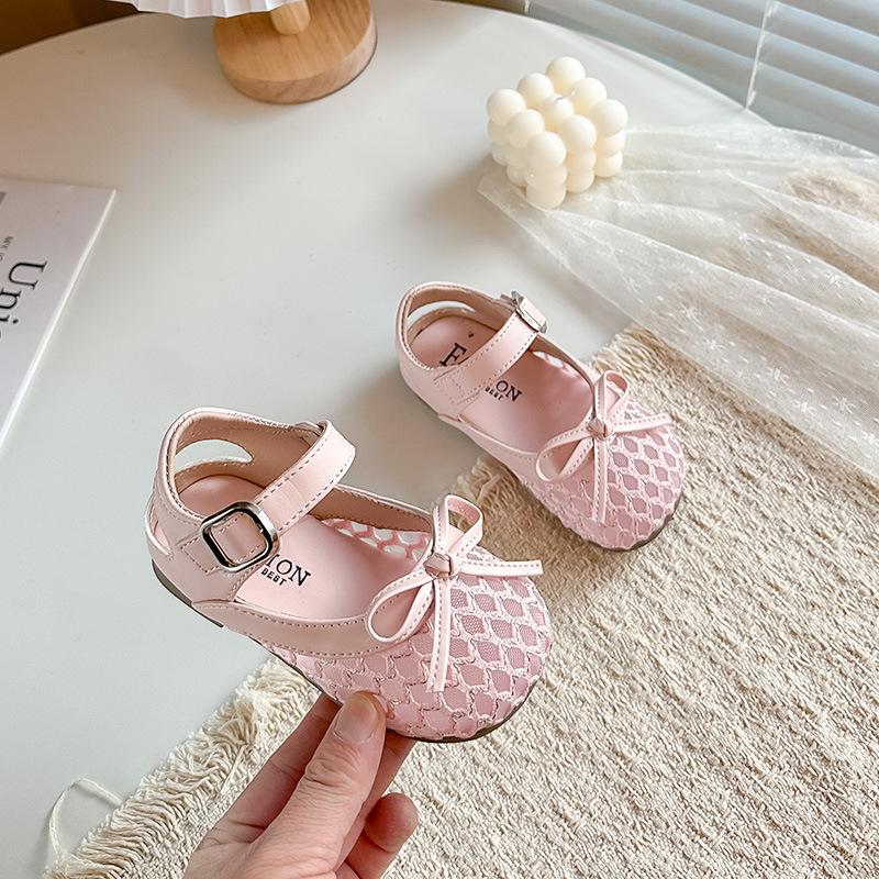 Children's Hollow Woven Sandals2026New Spring and Summer Girls' Cute Bow Princess Sandals Beach Shoes
