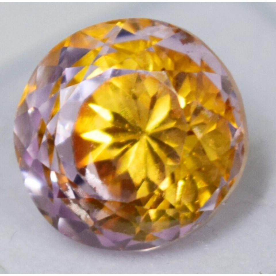 Natural Awesome Sapphire (Pitambari) . Round 14-16 Ct Stunning Gemstone