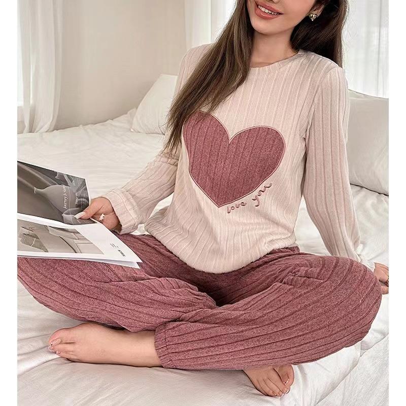 Women's New Style Pajamas Set Heart Pattern Short Sleeve Shirt Trousers Two-piece Simple and Lovely Casual Home Wear
