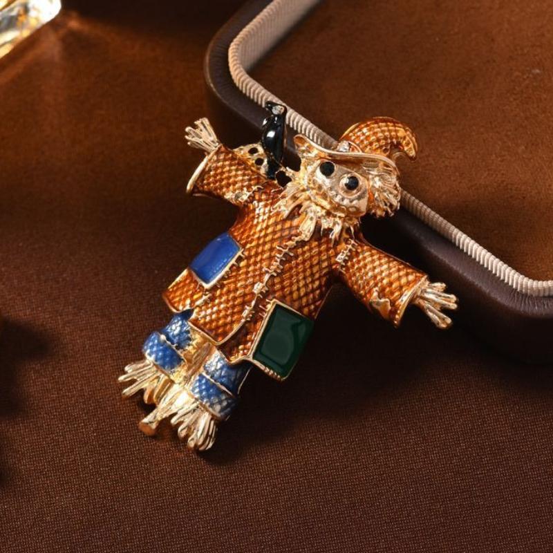 SKEDS Vintage Scarecrow Brooch Creative Gender Pin Buckle Lapel Pins Corsage Coat Accessories for Women Men Clothing Badges Gift