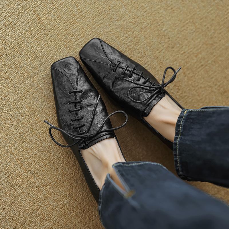 

Узкие туфли из кожи на шнуровке в стиле ретро с мягкой подошвой для женщин, весна и осень, новые повседневные мокасины с квадратным носком и низким каблуком 35 чёрный