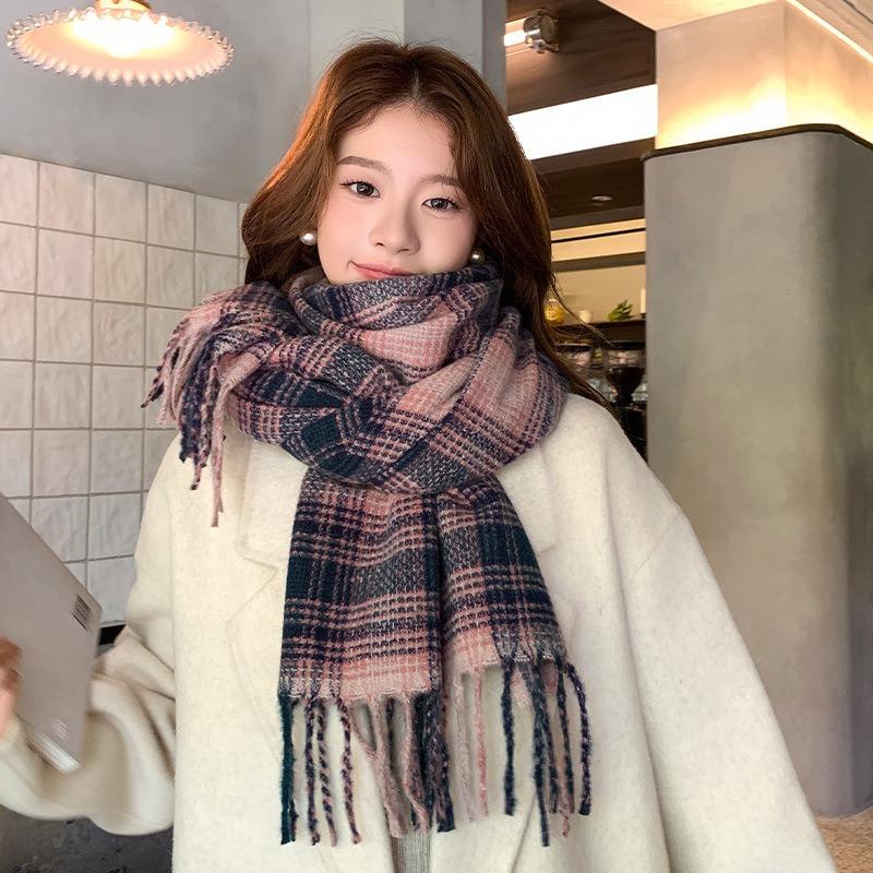 2025 Korean imitation cashmere scarf women's autumn and winter high-end warm shawl cute versatile plaid scarf