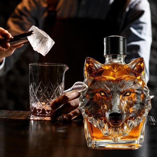 300ml Whiskey Bottle Decanter Wolf Head Shape High Borosilicate Glass Wine Bottle Leak-Proof Seal Whiskey Decanter