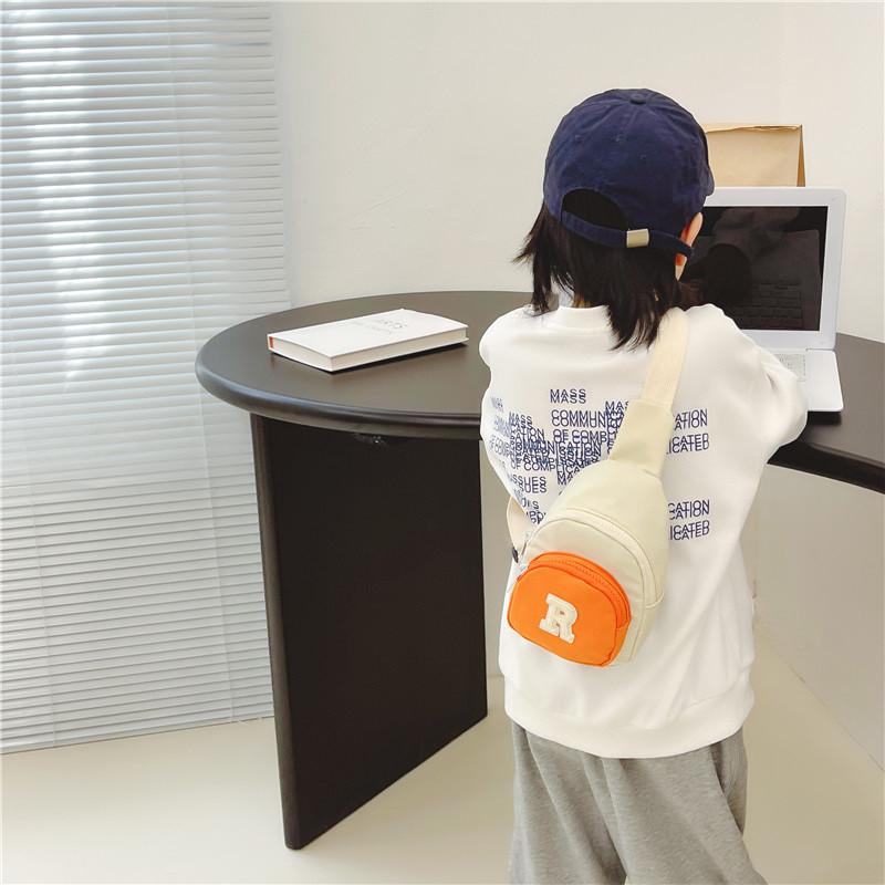 Trendy Children's Fashion Chest Bag Stylish Unisex Baby Shoulder Bag For Kids With Fun Print Design