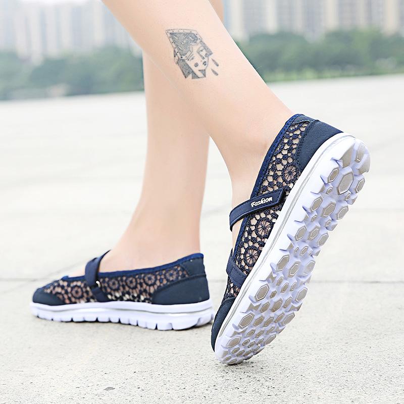 Fashion Woman Mesh Flats 2025 Women Fashion Breathable Vulcanized Women's Light Ladies Sneakers Female Walking Shoes Plus Size 42