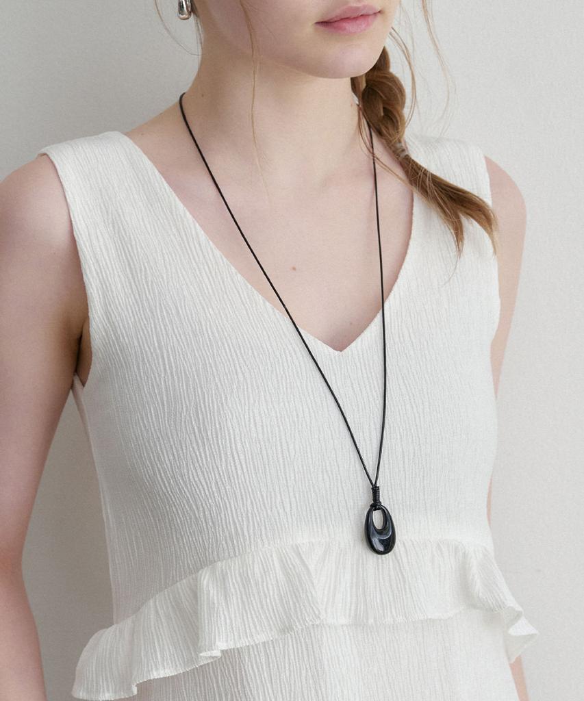Halden Oval Drop Necklace (N056_Black)