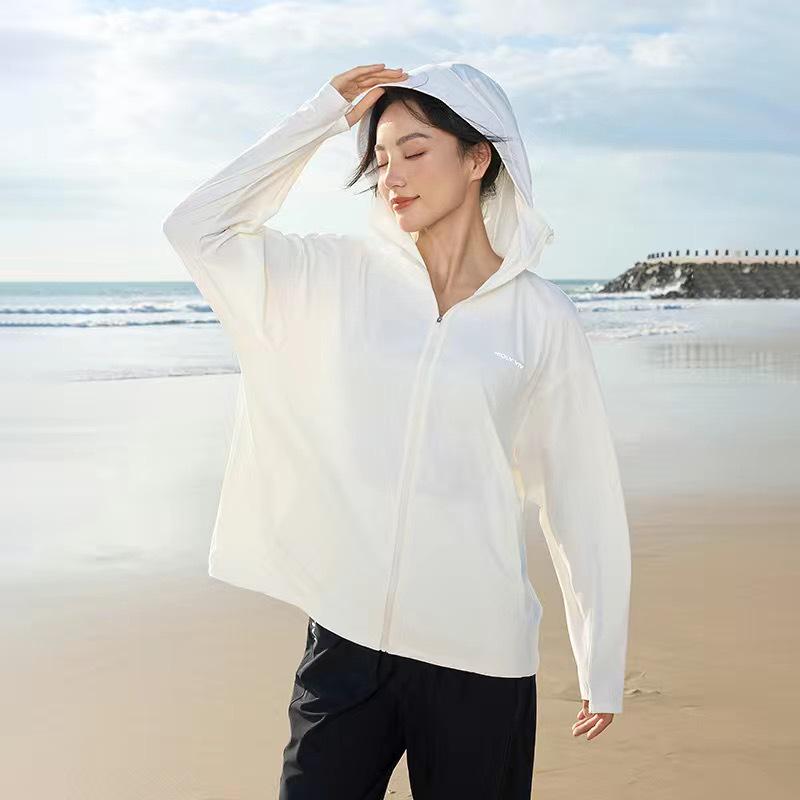 Trendy Women's UV Protection Lightweight Ice Silk Jacket for Outdoor Activities
