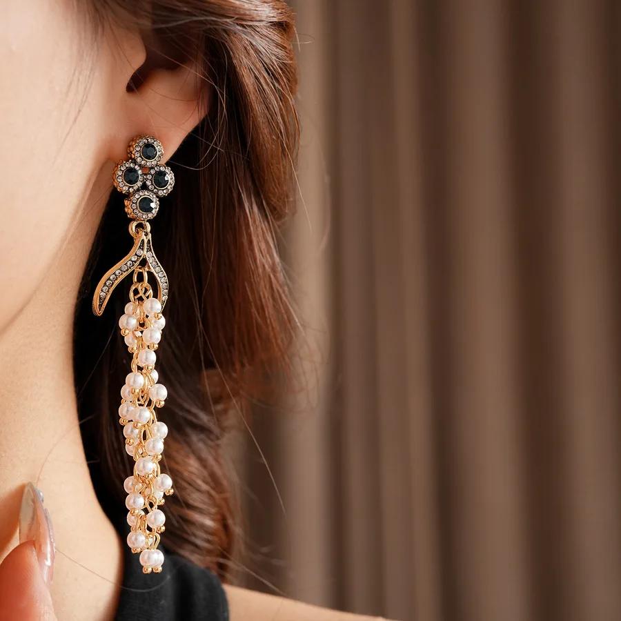 Vintage Retro Earrings for Women Inlaid Rhinestone Fish Tail Tassel Pearl Drop Earring High-end Luxury Designer Zircon Gifts