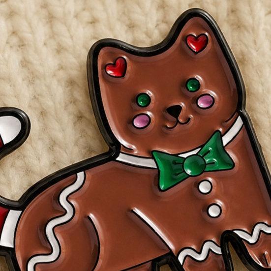 Yousheng Brooch Pin, Gingerbread Man Design Lapel Pin, Enamel Glaze Bright Color Badge with Standard Safety Pin, Christmas Colors Festive Accessory