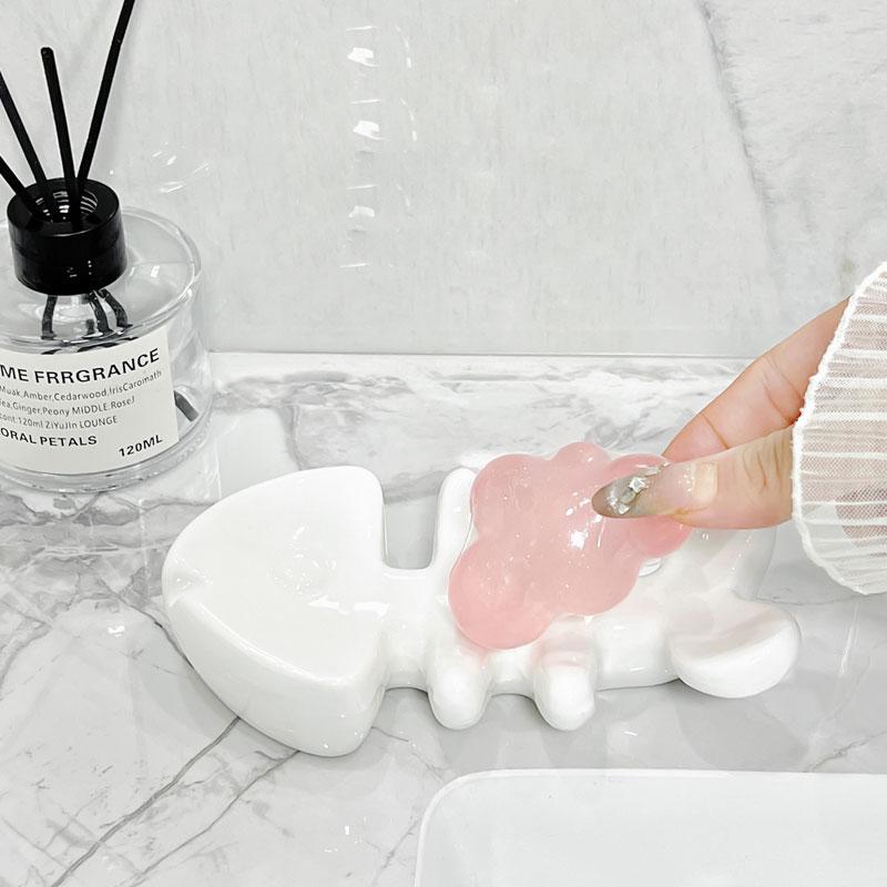 Cute fishbone bathroom soap box ceramic drain washing sink non perforated laundry box soap holder bathroom accessories